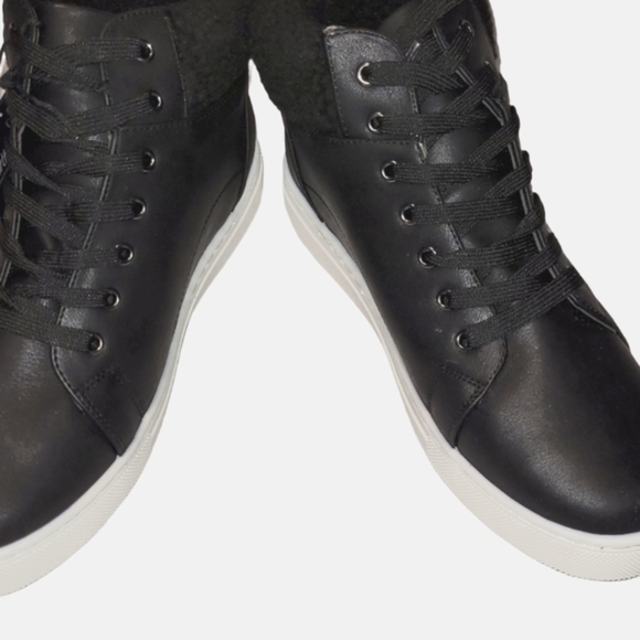 Black NWB faux fur high top casual shoes - Picture 2 of 5